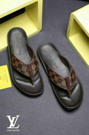 Picture of LV Slippers _SKU374646815652102